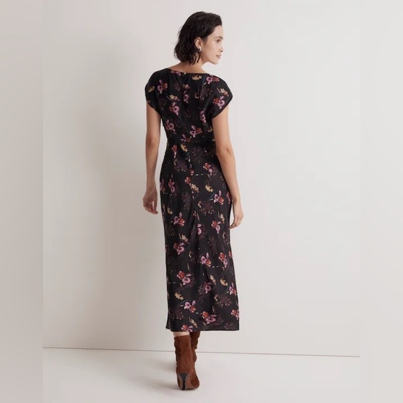 NWT Madewell Wide V-Neck Floral Satiny Maxi Dress - Picture 3 of 13